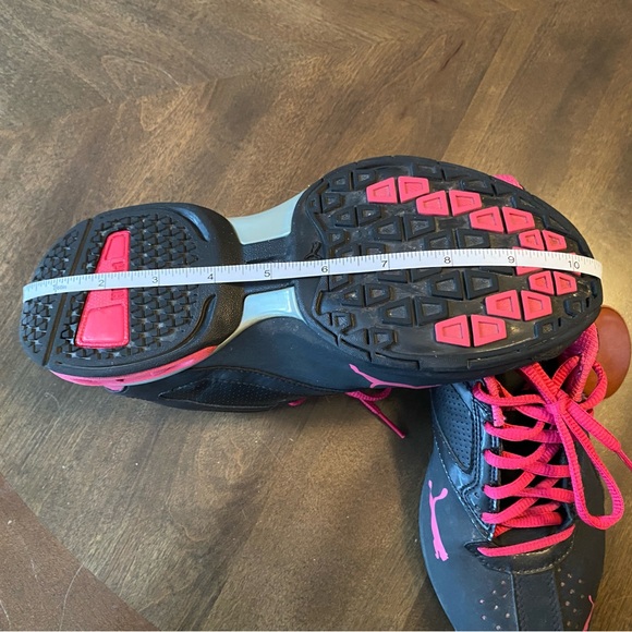 Puma shoes - Picture 8 of 13